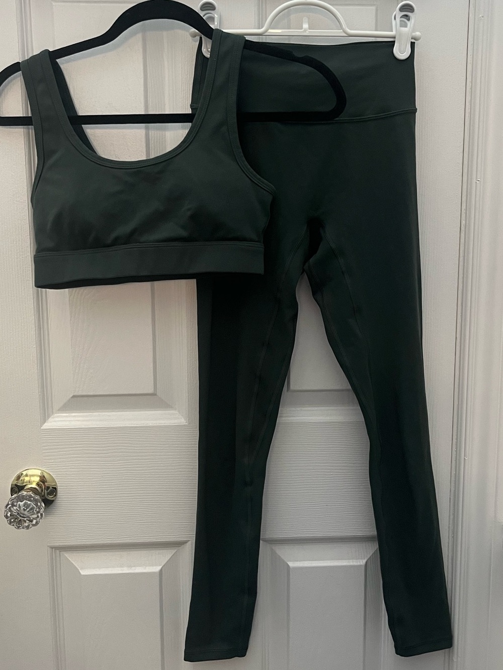 Azur Dark Green Women's High-Rise Active Leggings with Matching Sports Bra